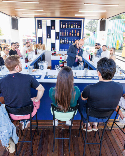 No Papo de Bar by Campari Academy, você aprende os segredos dos melhores drinks! Aprenda técnicas…