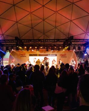 Chegou a hora de descobrir todas as atrações musicais da 9ª edição. Do PALCO CLARO MÚSICA às apresentações itinerantes que levarão muito ritmo e descontração para todo o festival, a programação foi pensada pra acompanhar cada momento com muita energia.   Entre os artistas e bandas que vão dar um gostinho especial ao Taste estão André […]