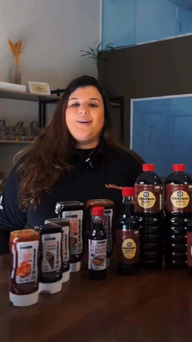 A @kikkomanbrasil é presença confirmada no Empório Taste, trazendo o melhor da tradição oriental em molhos e temperos que elevam o sabor de qualquer receita!Com mais de 300 anos de história, a Kikkoman é referência mundial quando o assunto é qualidade e autenticidade na culinária japonesa — e conquista chefs e apaixonados por gastronomia ao redor do mundo.O Empório Taste é o espaço ideal para marcas que valorizam autenticidade e querem estar próximas de um público apaixonado por gastronomia.Quer fazer parte? Entre em contato com a gente! 📩#TasteFestival #EmpórioTaste #KikkomanBrasil #GastronomiaSãoPaulo #EmporioTaste